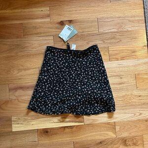 Floral mini skirt